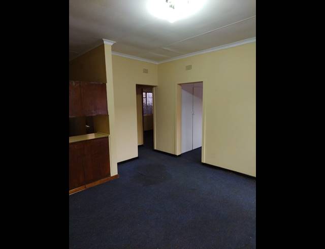 2 BEDROOM APARTMENT FOR SALE IN RUSTENBURG CENTRAL